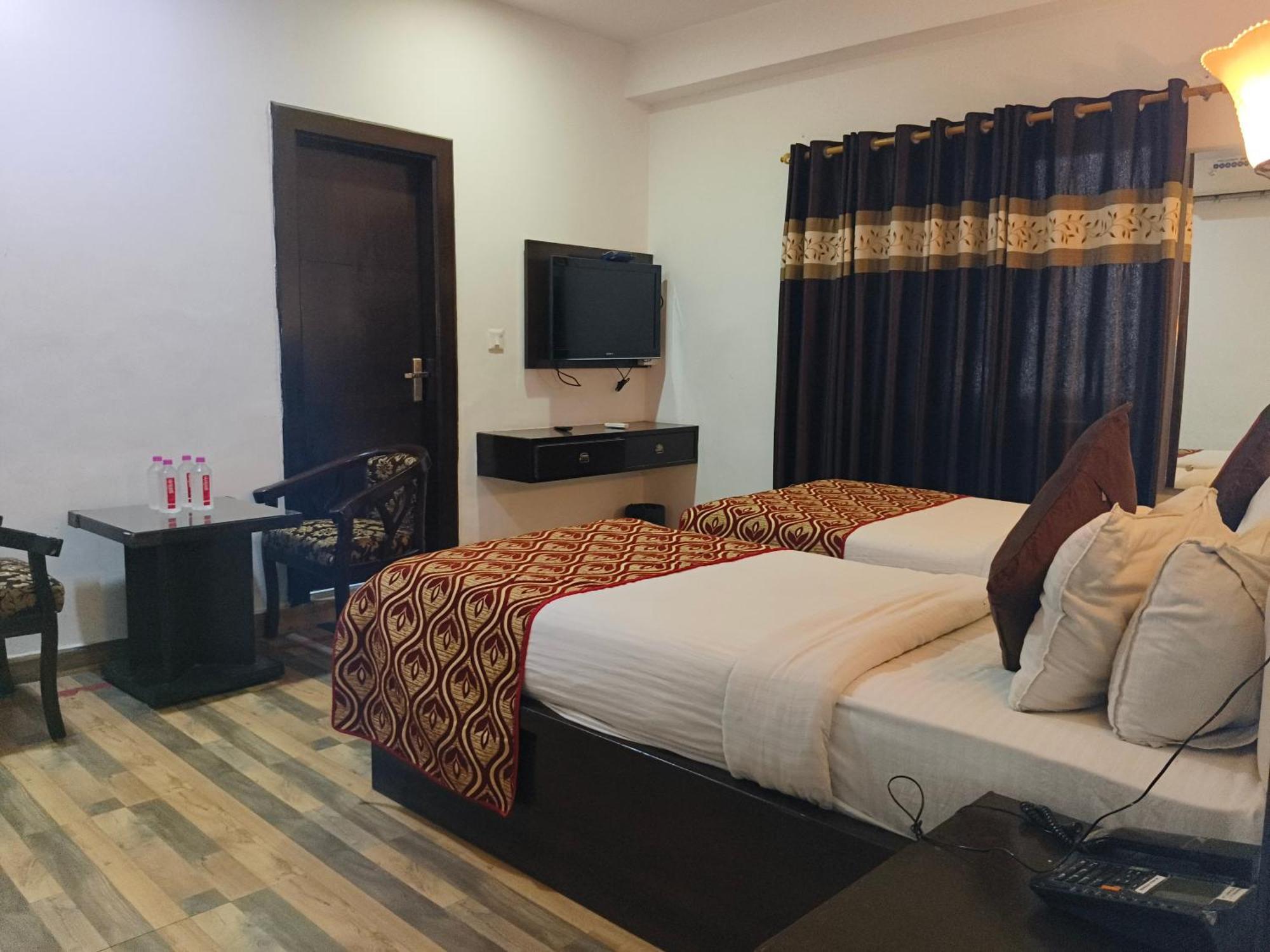 Hotel Samovar By Goyal Hotel Agra  Exterior foto